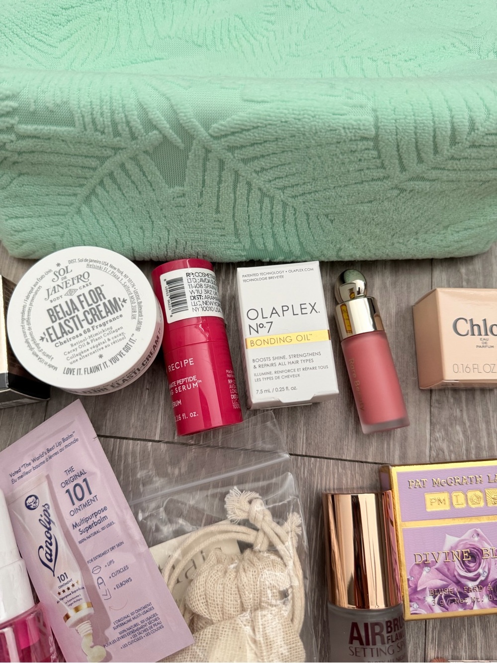 Makeup Bundle 19 Piece Set - Picture 5 of 11